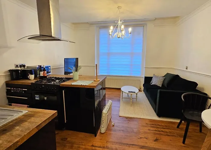 Amazing Flat 1 Bed With Sofa Bed In Paddington